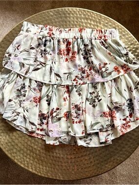 Anthropology Drew White Floral Tiered Summer Skirt Fairycore Cottagecore